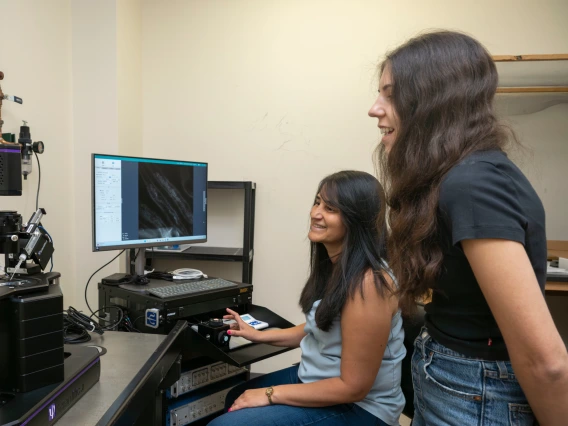 Dr. Kaelberer and student researcher
