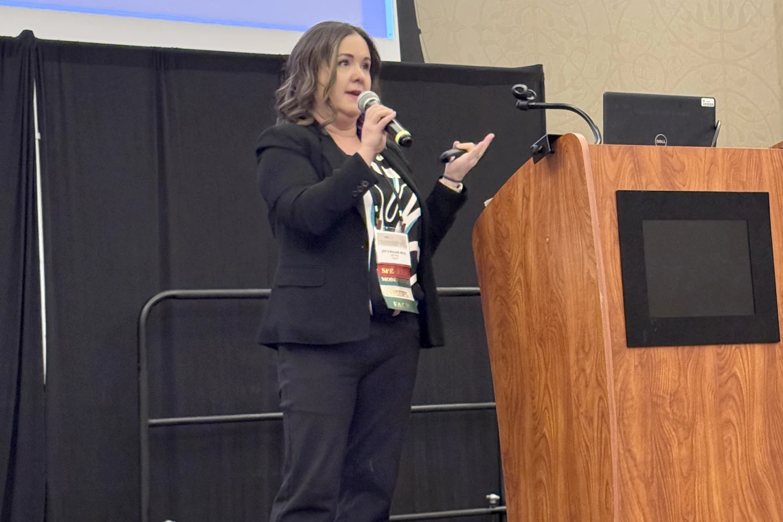 [Lecture on “What’s New in Women’s Health?” with Joy Bulger Beck, MD, FACP, clinical assistant professor, Division of General Internal Medicine, Geriatrics & Palliative Medicine.]