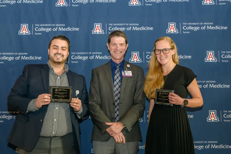 13_-_resident_fellow_-202206792_com_faculty_awards-229 13_-_resident_fellow_-202206792_com_faculty_awards-229